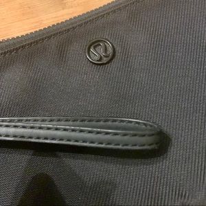 Lululemon wallet